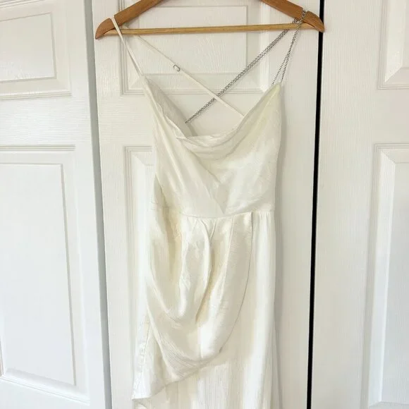 NWT Michael Costello x REVOLVE Tessa Ivory Satin Drape Midi Dress Size M - Picture 4 of 10